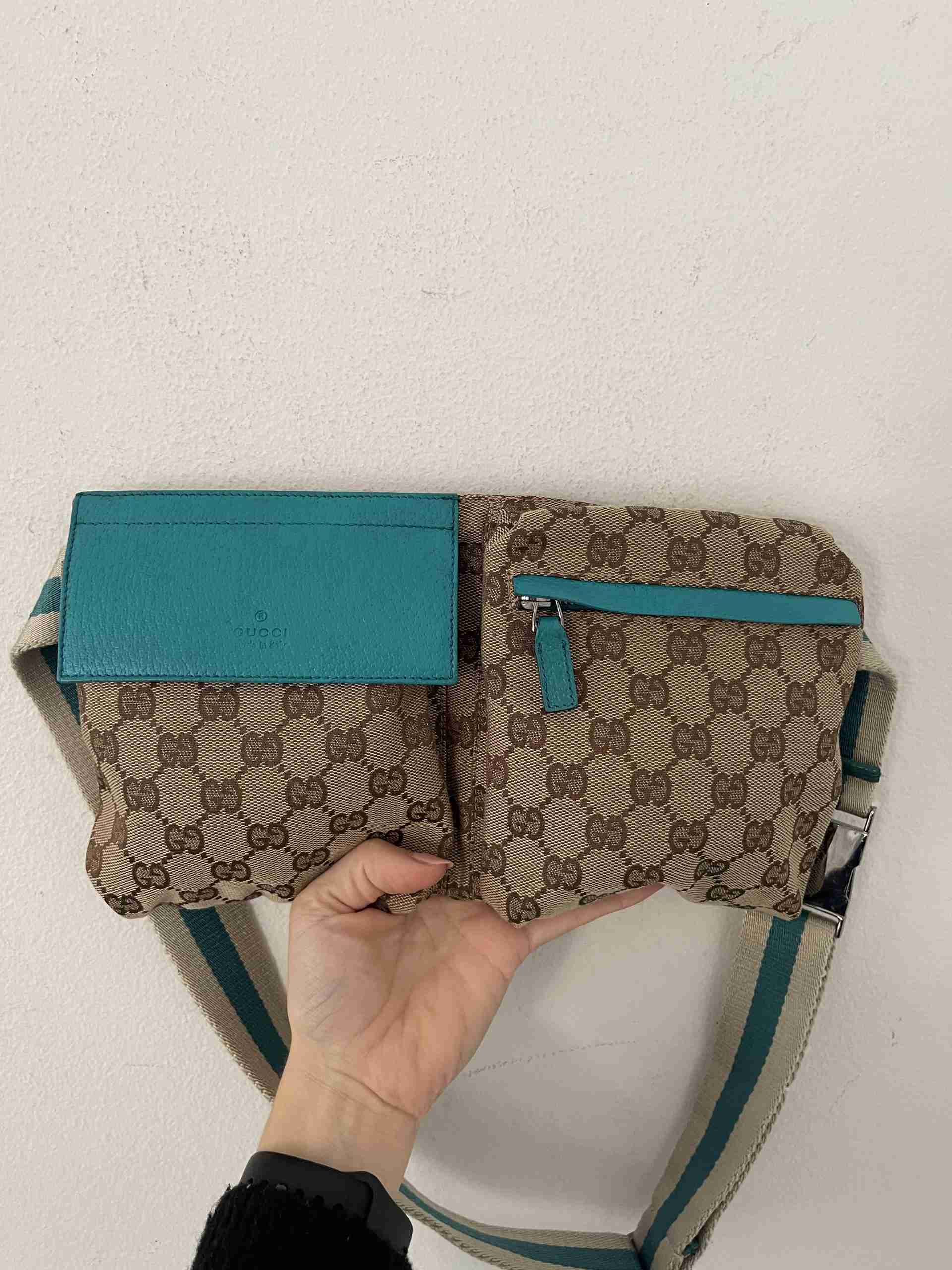 Gucci retro fanny on sale pack