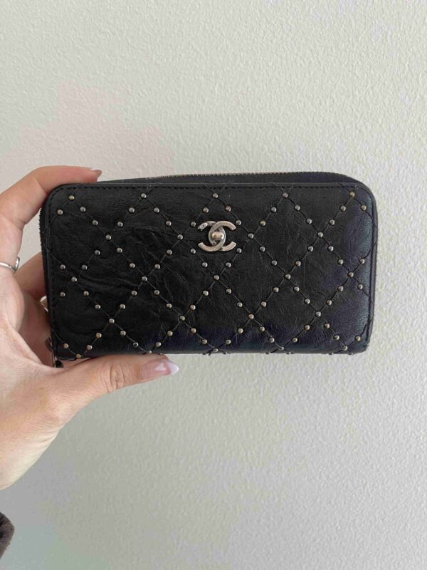 Chanel Paris Dallas studded wallet - Image 2