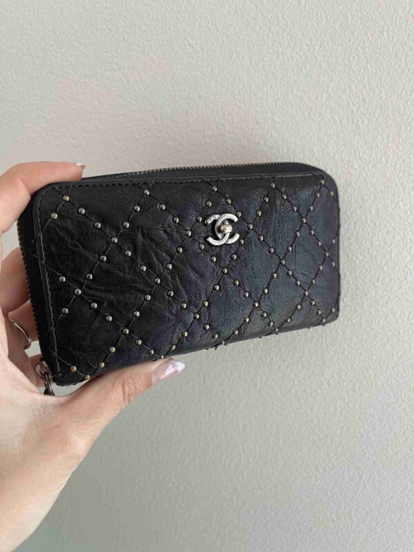 Chanel Paris Dallas studded wallet - Image 3